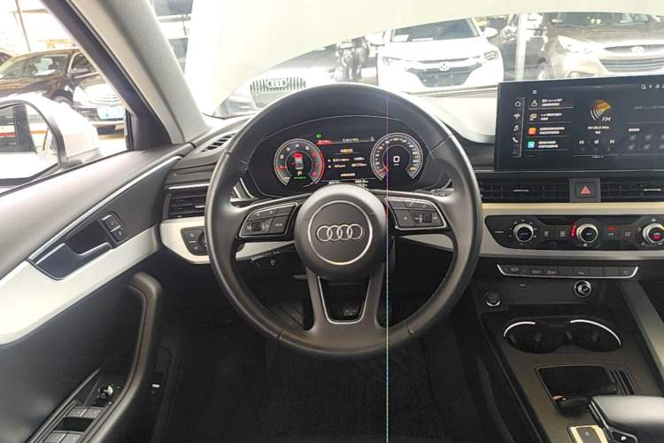 Used Audi A4L 2024 40 TFSI Fashion Dynamic Model Steering Wheel