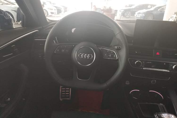 Used Audi A4L 2024 40 TFSI Luxury Dynamic Edition Steering Wheel