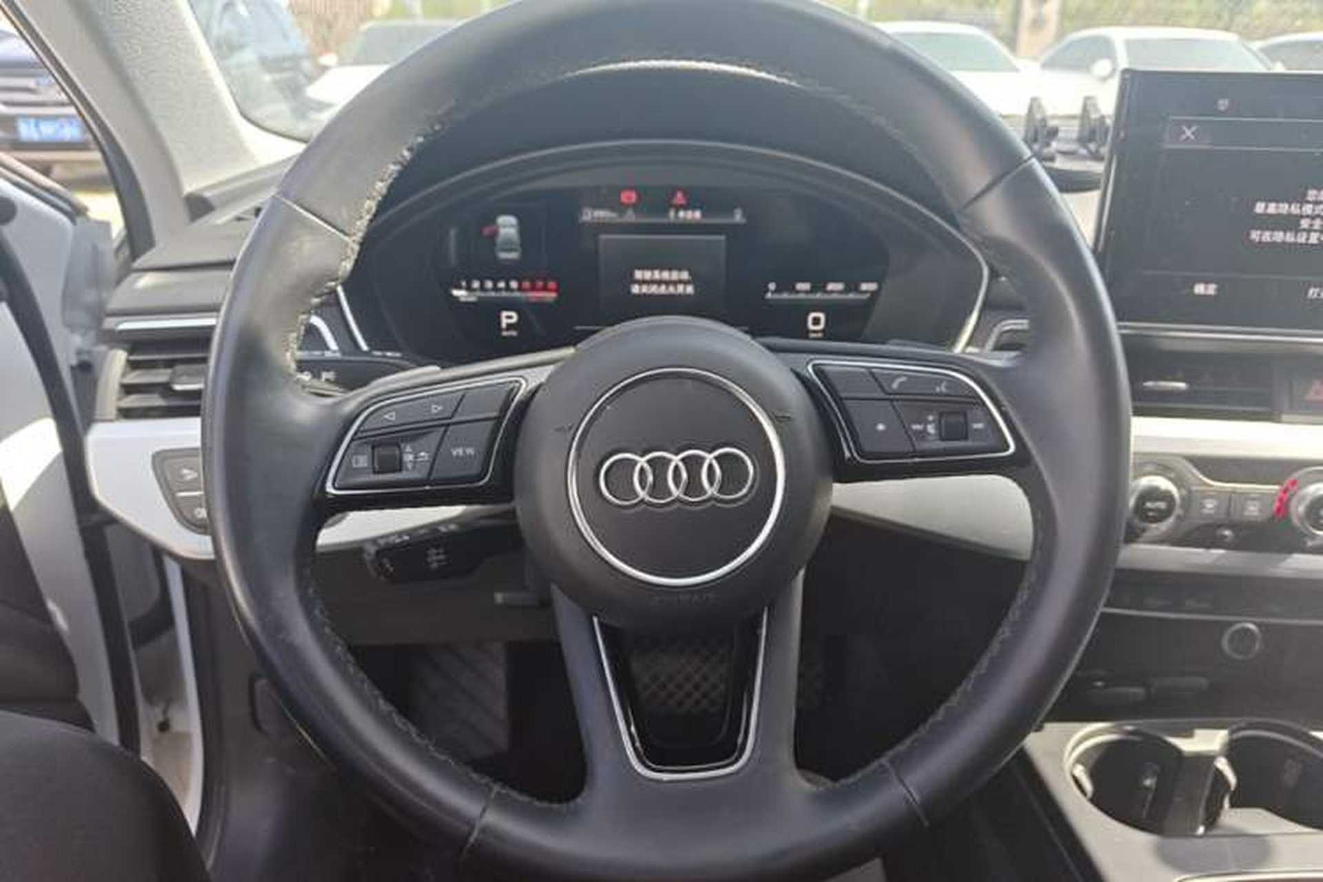 Used Audi A4L 2024 40 TFSI Fashion Dynamic Model Steering Wheel