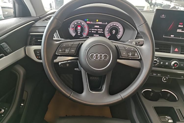 Used Audi A4L 2024 40 TFSI Fashion Dynamic Model Steering Wheel