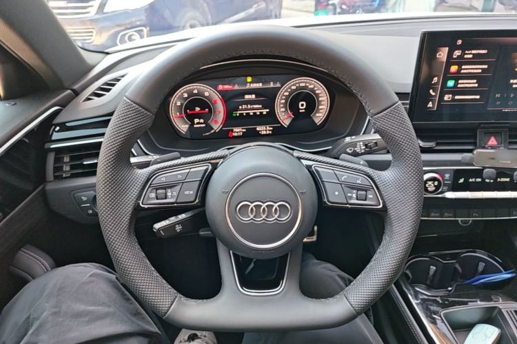 Used Audi A4L 2024 40 TFSI Luxury Dynamic Edition Steering Wheel