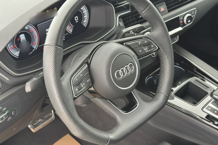 Used Audi A4L 2024 40 TFSI Luxury Dynamic Edition Steering Wheel