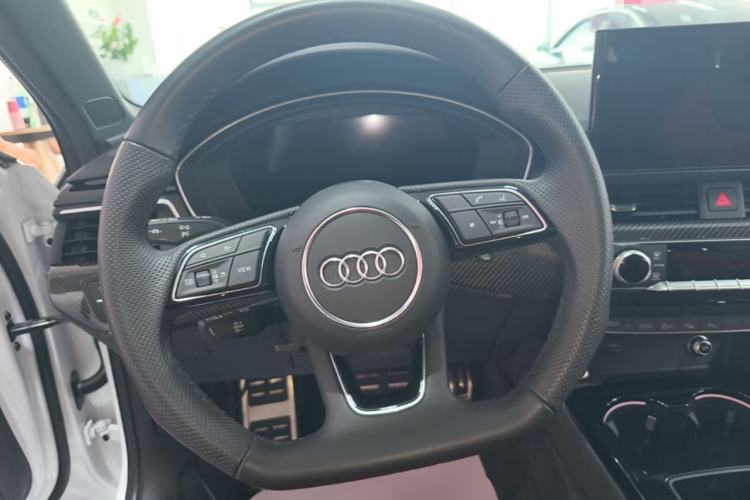 Used Audi A4L 2024 45 TFSI quattro Prestige Dynamic Edition Steering Wheel