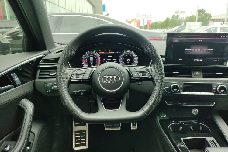 Used Audi A4L 2024 40 TFSI Luxury Dynamic Edition Steering Wheel
