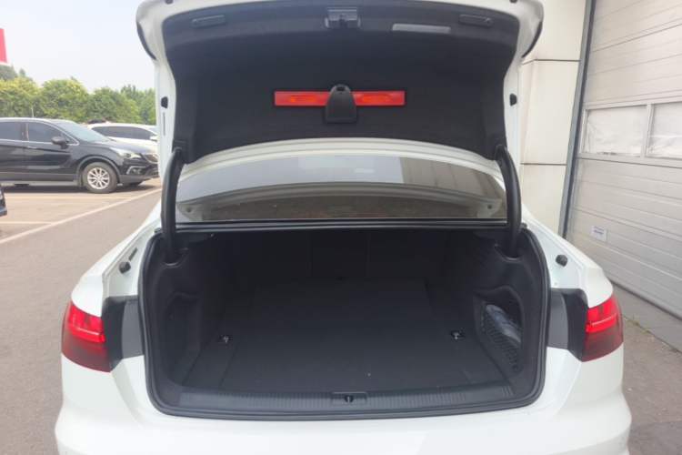 Used Audi A4L 2024 40 TFSI Fashion Dynamic Model Trunk
