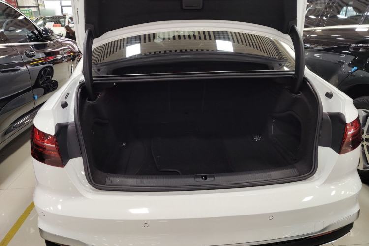 Used Audi A4L 2024 40 TFSI Fashion Dynamic Model Trunk