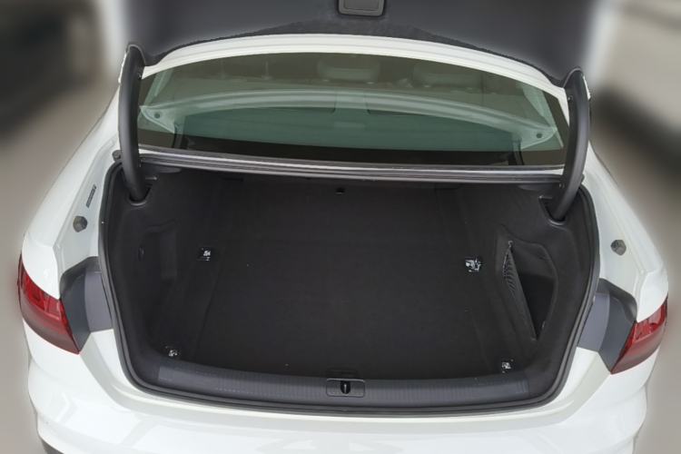 Used Audi A4L 2024 40 TFSI Fashion Dynamic Model Trunk