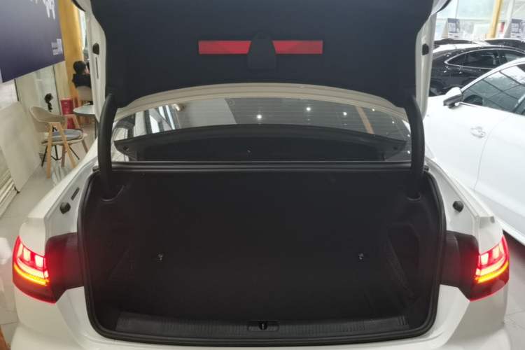 Used Audi A4L 2024 40 TFSI Luxury Dynamic Edition Trunk