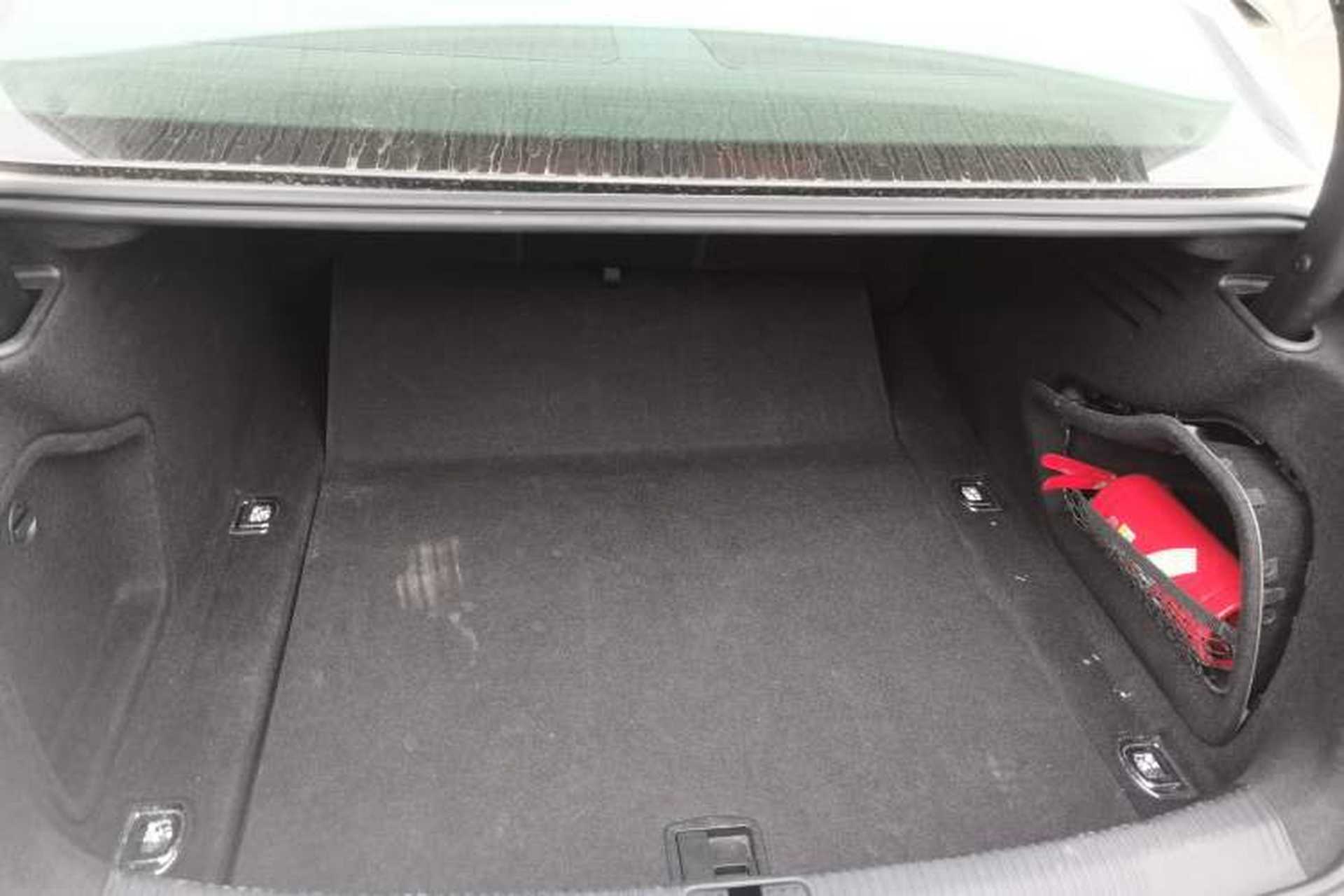 Used Audi A4L 2024 40 TFSI Fashion Dynamic Model Trunk