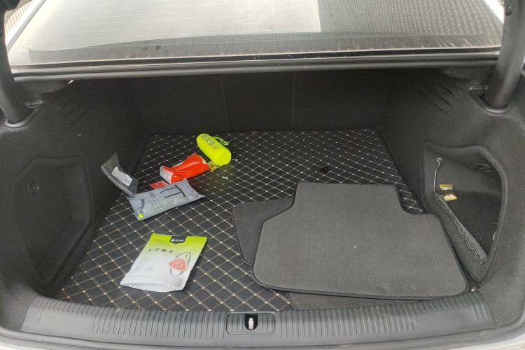 Used Audi A4L 2024 40 TFSI Fashion Dynamic Model Trunk
