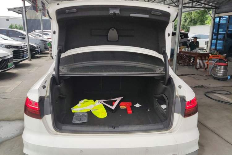 Used Audi A4L 2024 40 TFSI Fashion Dynamic Model Trunk