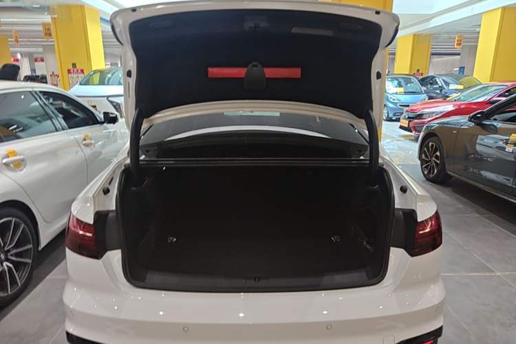 Used Audi A4L 2024 40 TFSI Luxury Dynamic Edition Trunk