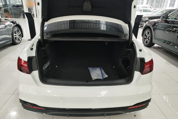 Used Audi A4L 2024 40 TFSI Luxury Dynamic Edition Trunk