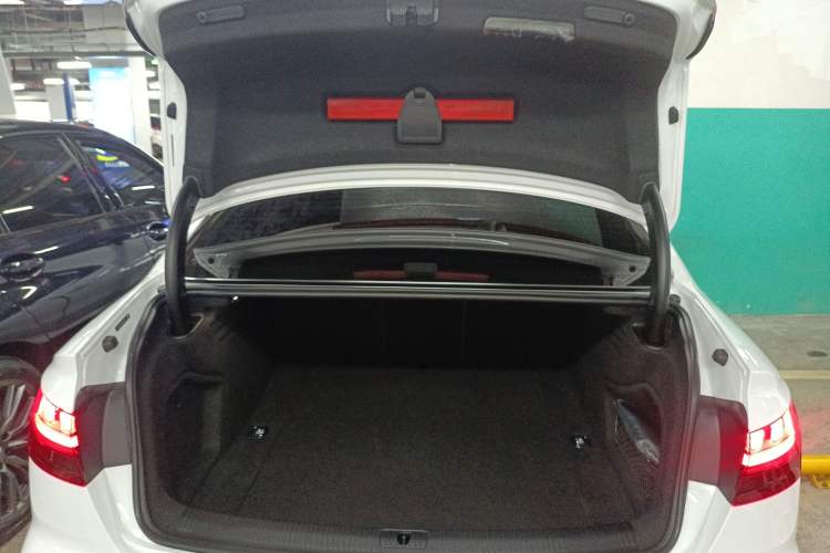 Used Audi A4L 2024 40 TFSI Fashion Dynamic Model Trunk