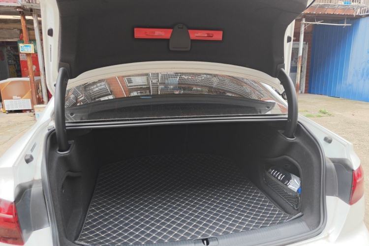 Used Audi A4L 2024 40 TFSI Fashion Dynamic Model Trunk
