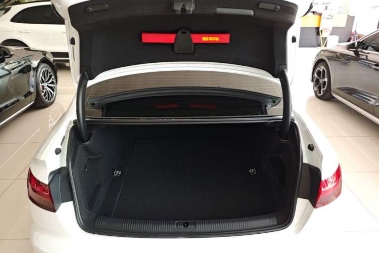 Used Audi A4L 2024 40 TFSI Fashion Dynamic Model Trunk
