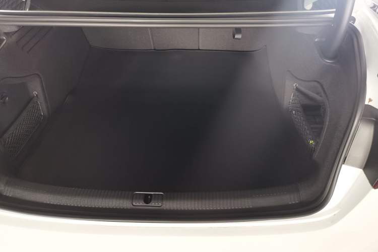 Used Audi A4L 2024 40 TFSI Luxury Dynamic Edition Trunk