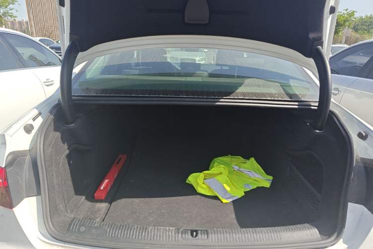 Used Audi A4L 2024 40 TFSI Fashion Dynamic Model Trunk