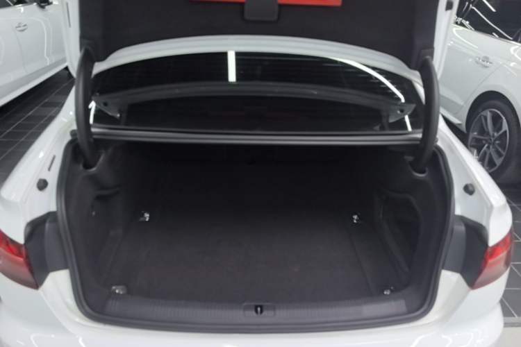 Used Audi A4L 2024 40 TFSI Fashion Dynamic Model Trunk