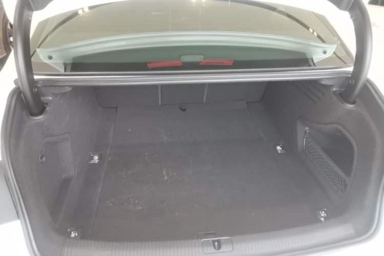 Used Audi A4L 2024 40 TFSI Fashion Dynamic Model Trunk
