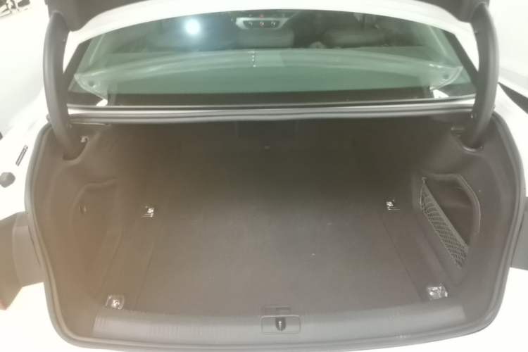 Used Audi A4L 2024 40 TFSI Fashion Dynamic Model Trunk