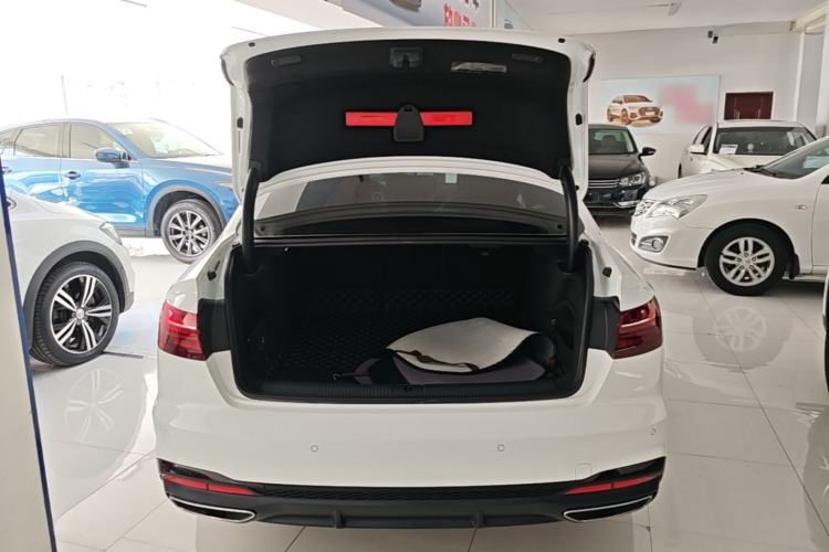 Used Audi A4L 2024 40 TFSI Luxury Dynamic Edition Trunk