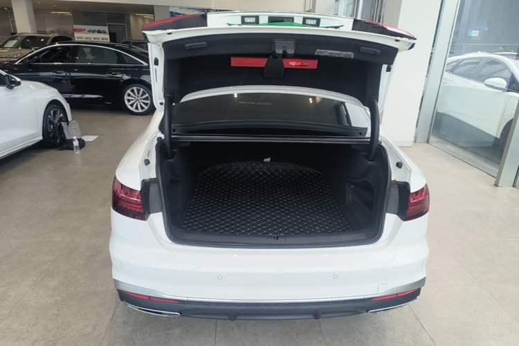Used Audi A4L 2024 40 TFSI Fashion Dynamic Model Trunk