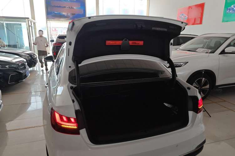 Used Audi A4L 2024 40 TFSI Fashion Dynamic Model Trunk