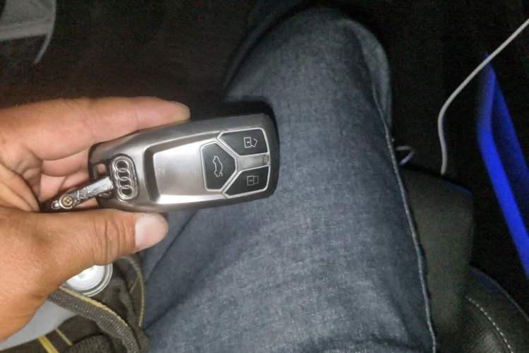 Used Audi A4L 2024 40 TFSI Luxury Dynamic Edition Vehicle Key