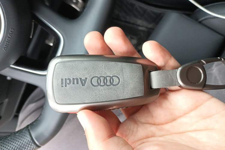 Used Audi A4L 2024 40 TFSI Luxury Dynamic Edition Vehicle Key