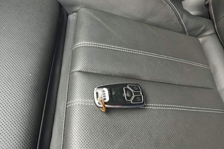 Used Audi A4L 2024 40 TFSI Luxury Dynamic Edition Vehicle Key
