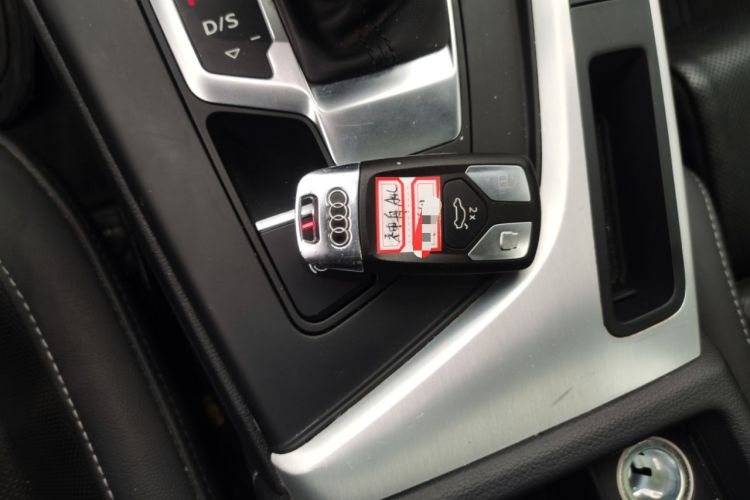 Used Audi A4L 2024 40 TFSI Fashion Dynamic Model Vehicle Key