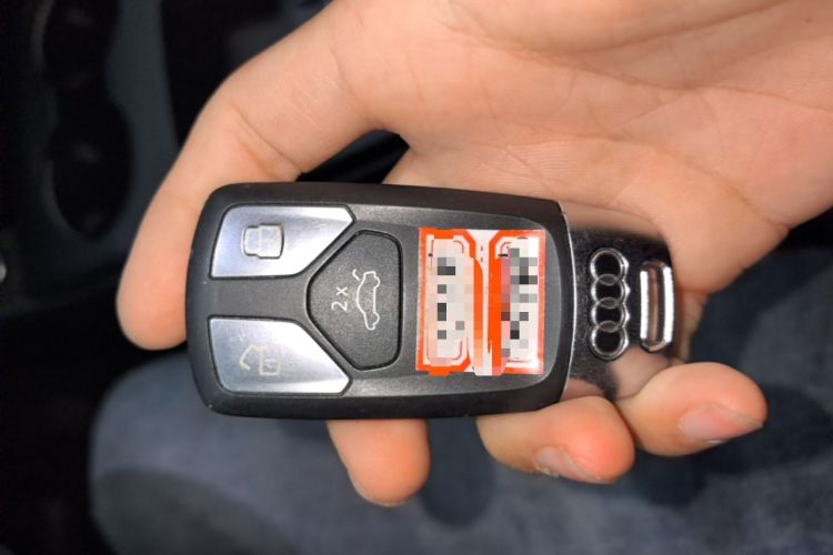 Used Audi A4L 2024 40 TFSI Fashion Dynamic Model Vehicle Key