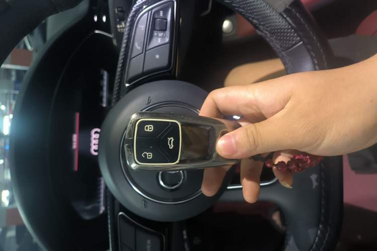 Used Audi A4L 2024 40 TFSI Luxury Dynamic Edition Vehicle Key