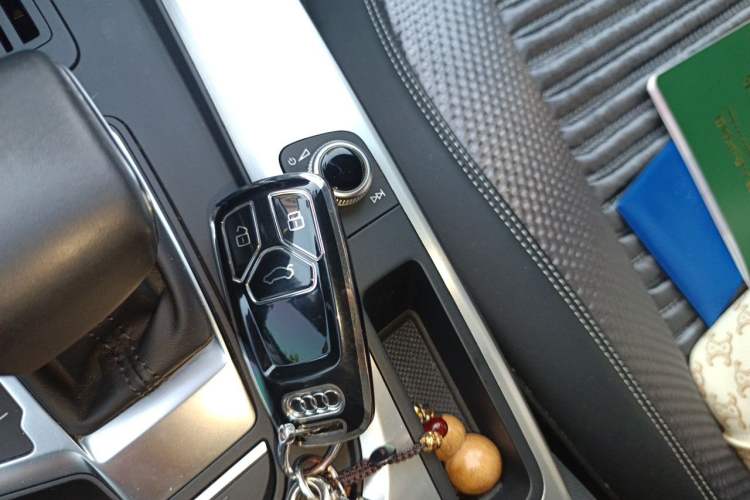 Used Audi A4L 2024 40 TFSI Fashion Dynamic Model Vehicle Key