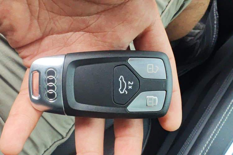 Used Audi A4L 2024 40 TFSI Luxury Dynamic Edition Vehicle Key
