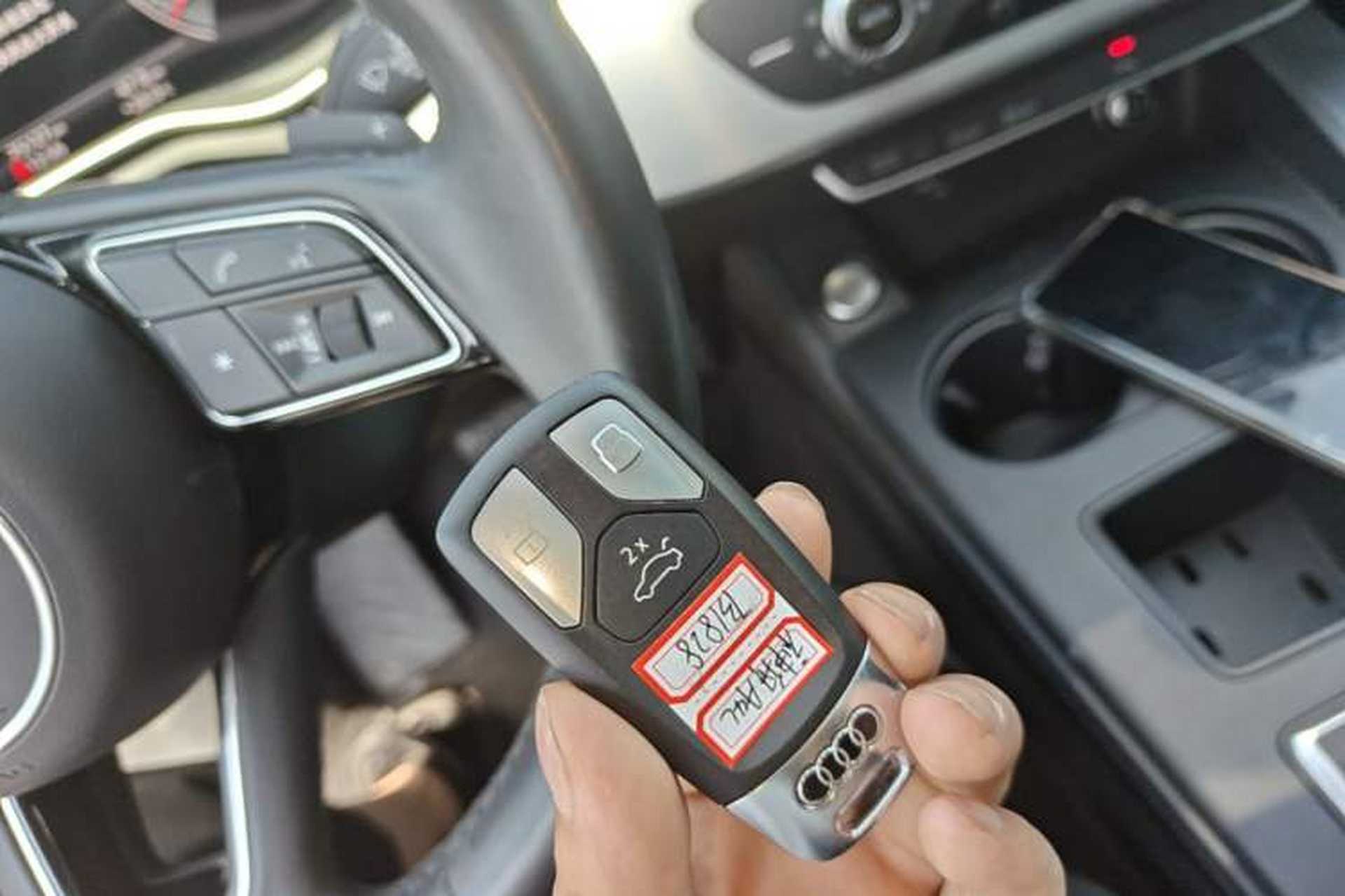 Used Audi A4L 2024 40 TFSI Fashion Dynamic Model Vehicle Key
