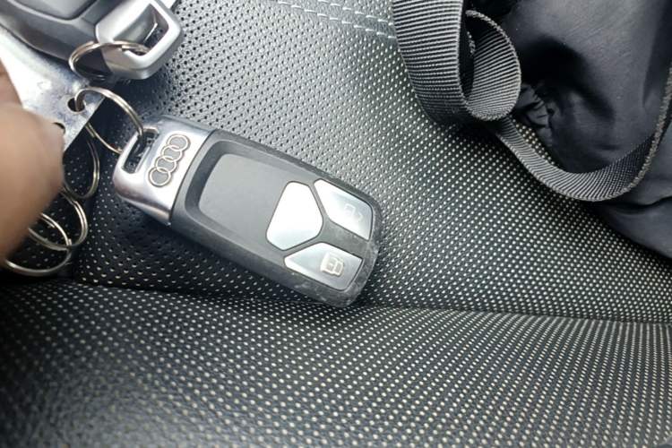 Used Audi A4L 2024 40 TFSI Luxury Dynamic Edition Vehicle Key