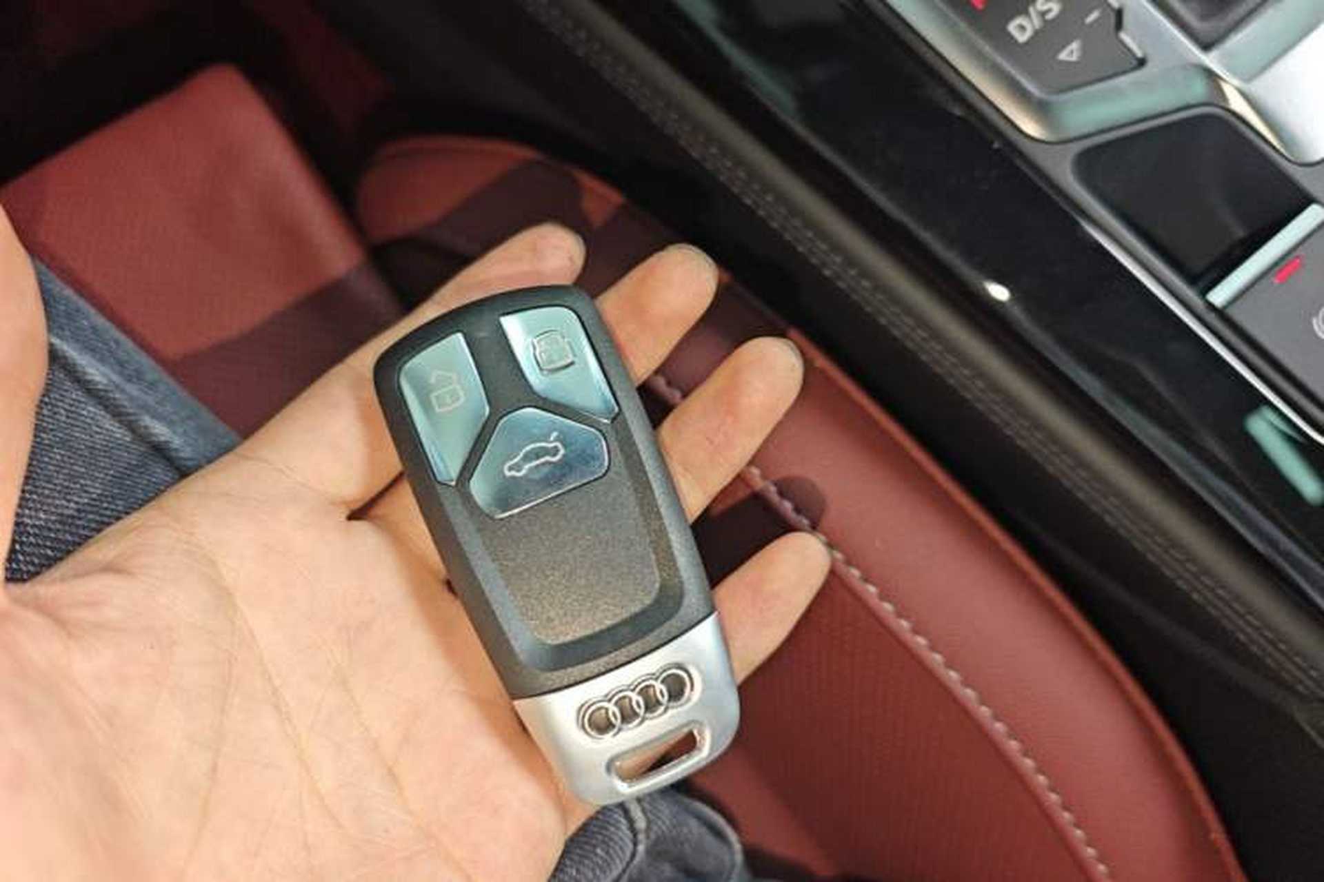 Used Audi A4L 2024 40 TFSI Luxury Dynamic Edition Vehicle Key