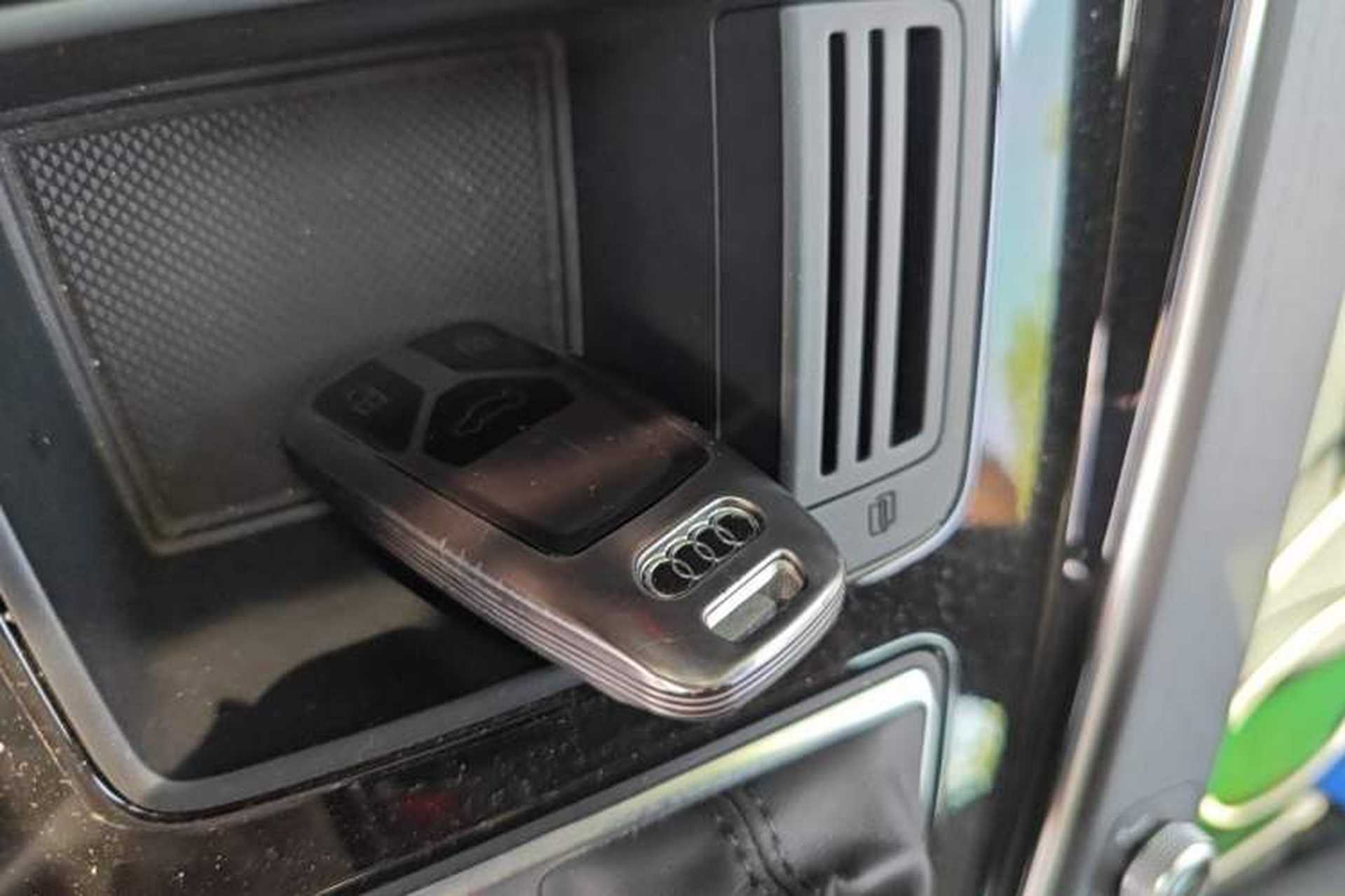 Used Audi A4L 2024 40 TFSI Luxury Dynamic Edition Vehicle Key