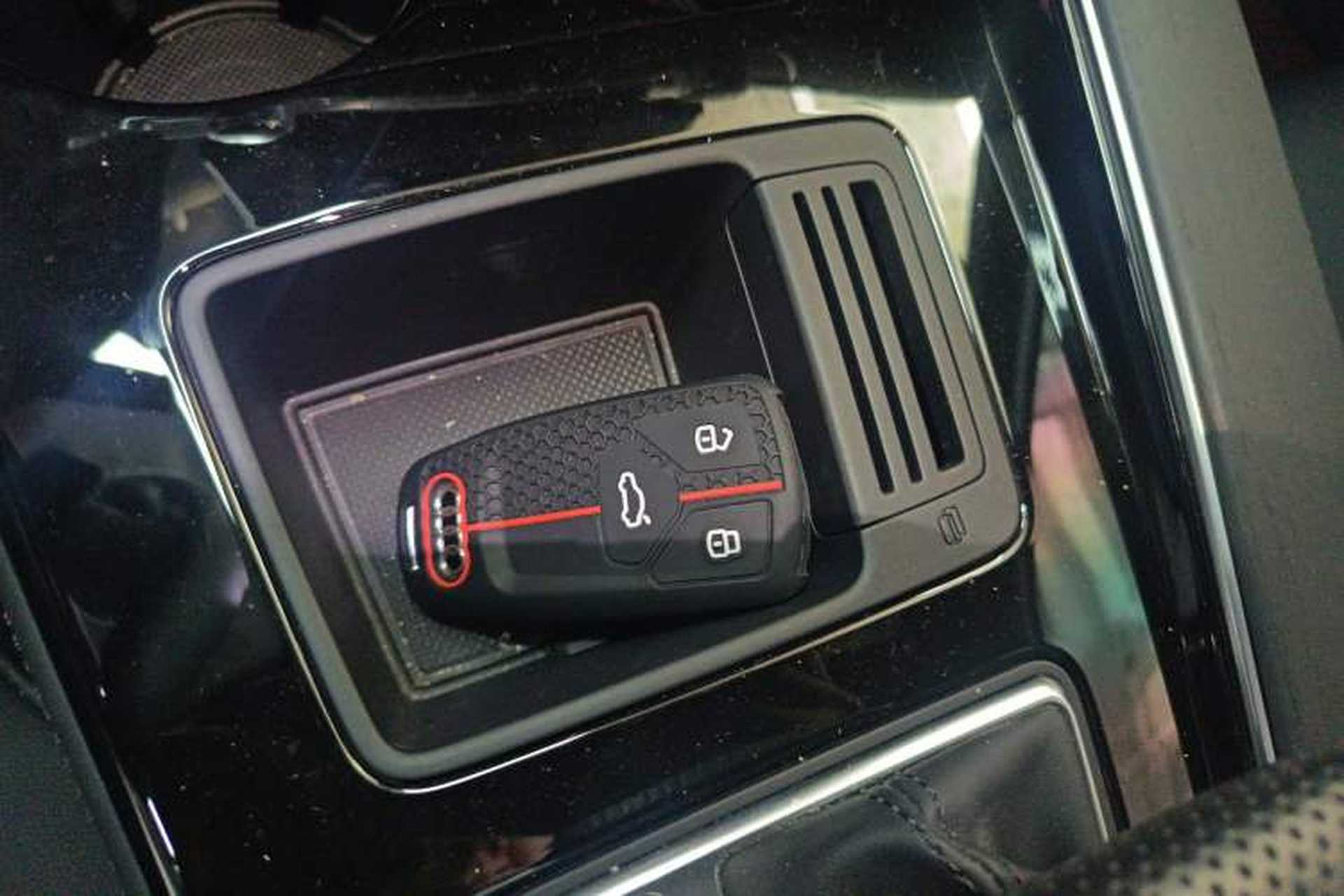 Used Audi A4L 2024 40 TFSI Luxury Dynamic Edition Vehicle Key
