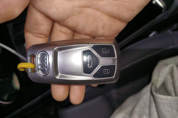 Used Audi A4L 2024 40 TFSI Luxury Dynamic Edition Vehicle Key