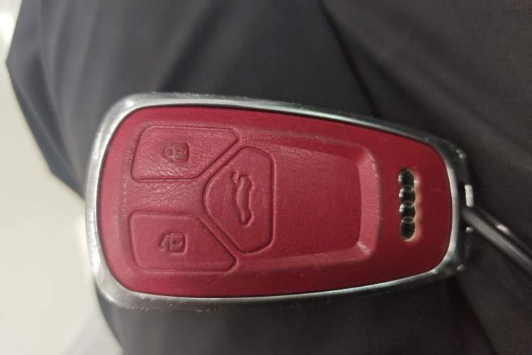 Used Audi A4L 2024 40 TFSI Fashion Dynamic Model Vehicle Key