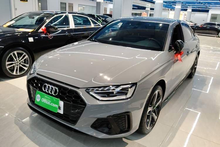 Audi A4L 2025 2 Million Units Enjoyment Version 40 TFSI Luxury Dynamic Edition d’occasion Guazi used car, China used car export, Used car for sale, Used  cars, Cheapest cars for sale