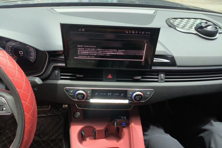 Used Audi A4L 2025 2 Million Units Enjoyment Version 40 TFSI Luxury Dynamic Edition Audio And AC Panel