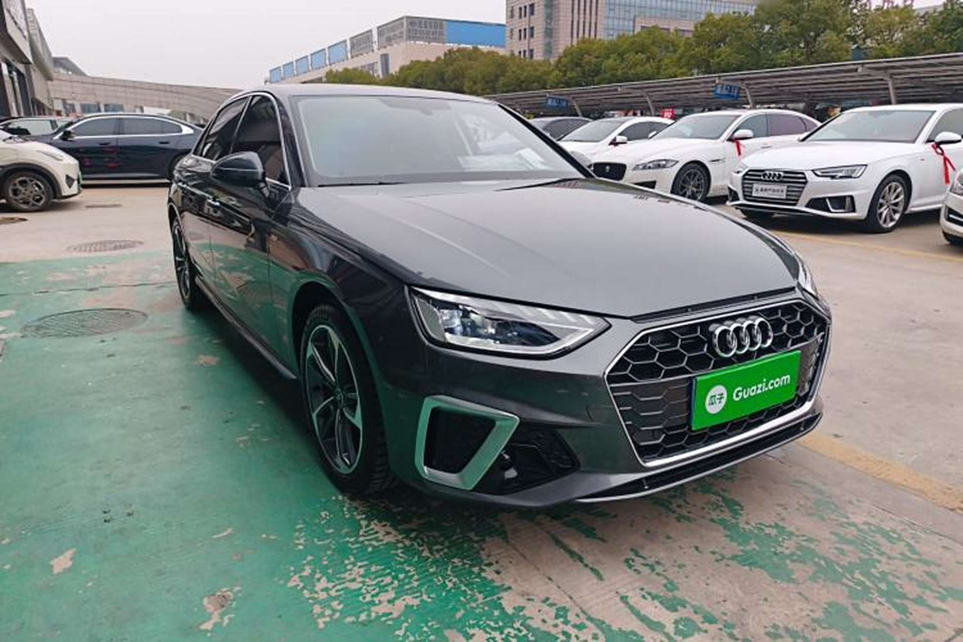 Used Audi A4L 2025 2 Million Units Enjoyment Version 40 TFSI Stylish and Dynamic Type Exterior 1