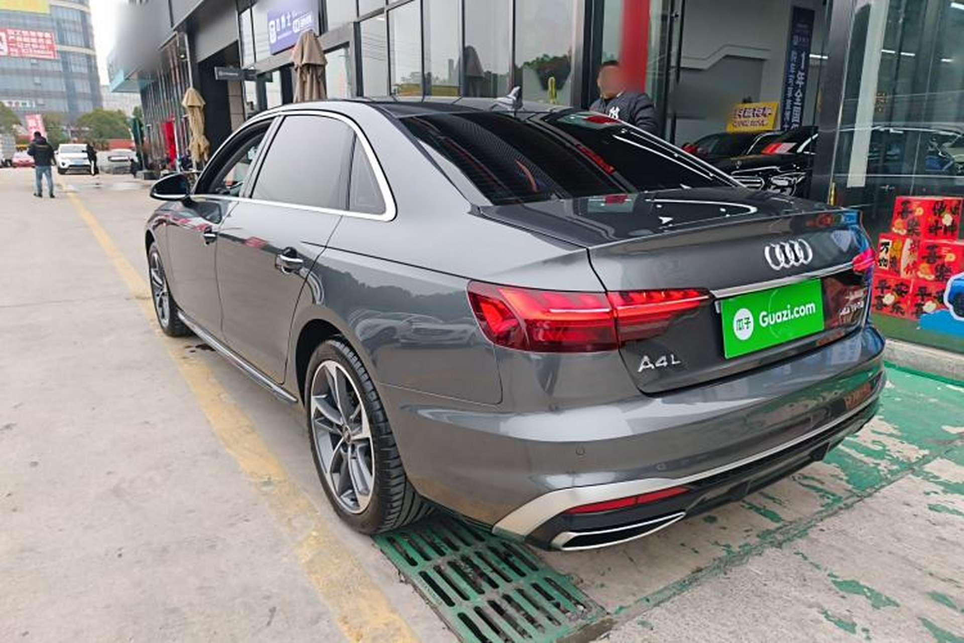 Used Audi A4L 2025 2 Million Units Enjoyment Version 40 TFSI Stylish and Dynamic Type Exterior 2