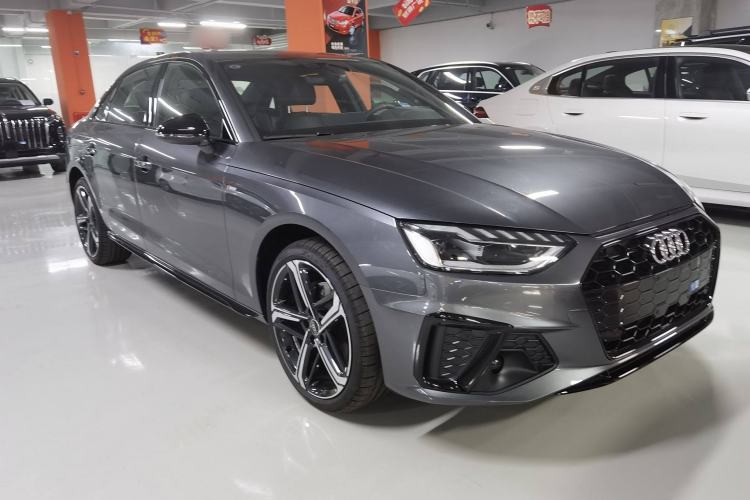 Used Audi A4L 2025 2 Million Units Enjoyment Version 40 TFSI Luxury Dynamic Edition Exterior 2