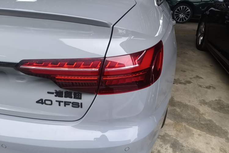 Used Audi A4L 2025 2 Million Units Enjoyment Version 40 TFSI Luxury Dynamic Edition B&O Starry Night Edition Exterior 3