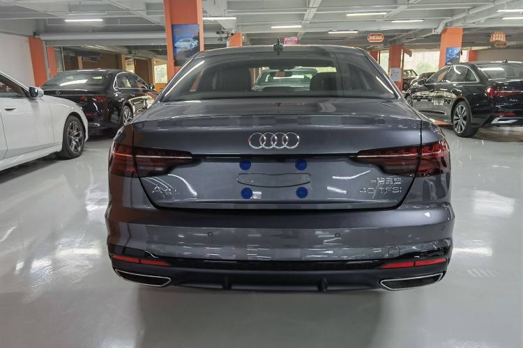 Used Audi A4L 2025 2 Million Units Enjoyment Version 40 TFSI Luxury Dynamic Edition Exterior 5